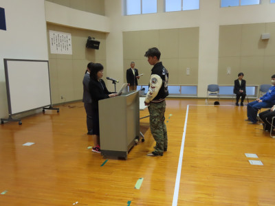 表彰伝達・賞状授与式・終業式・離任式②